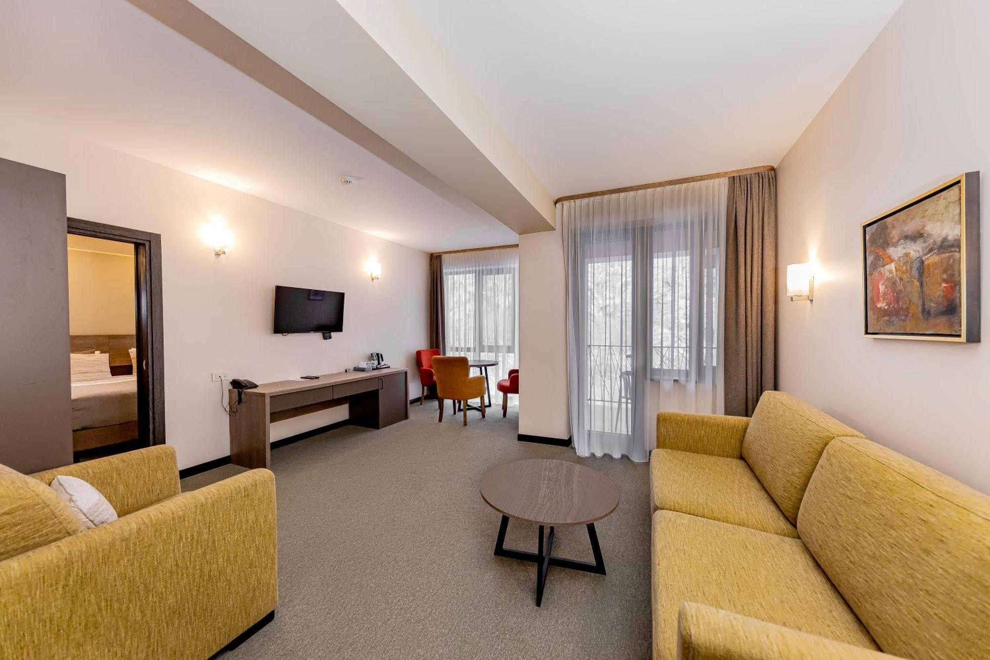 Dilijazz Hotel & Restaurant Dilijan Εξωτερικό φωτογραφία
